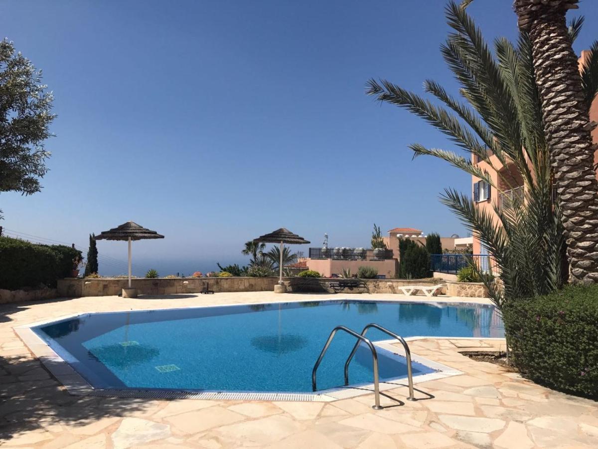 Tala Hills Sea View Apartment Paphos Esterno foto